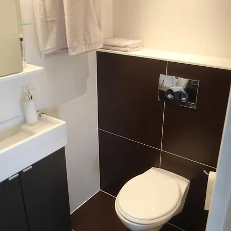 アパート Panorama アーネム